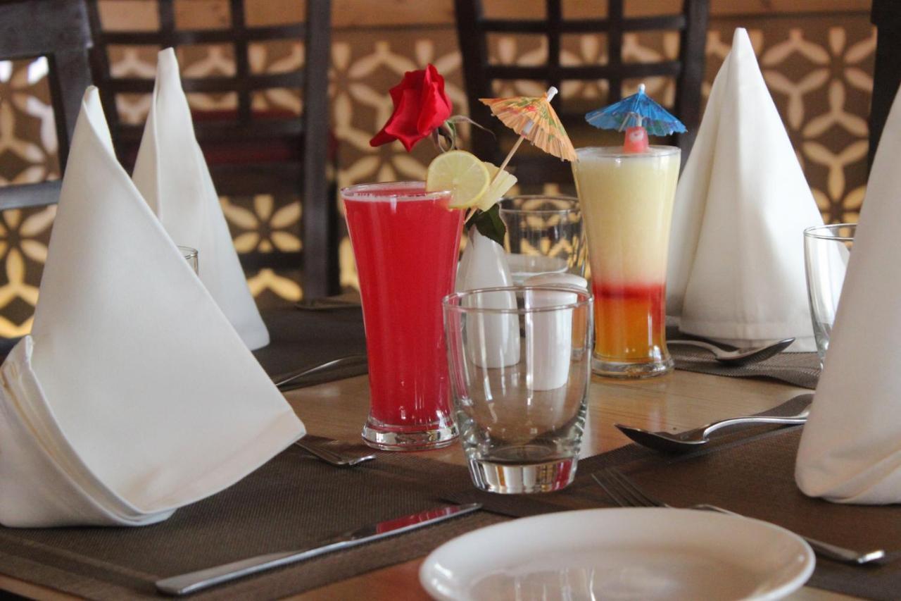 Four Banyans Spirit & Nature Resort Raipur  Luaran gambar
