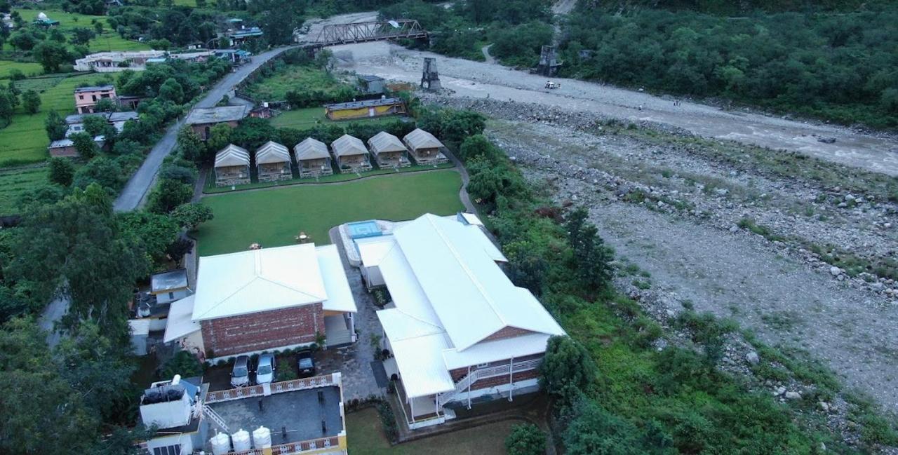Four Banyans Spirit & Nature Resort Raipur  Luaran gambar