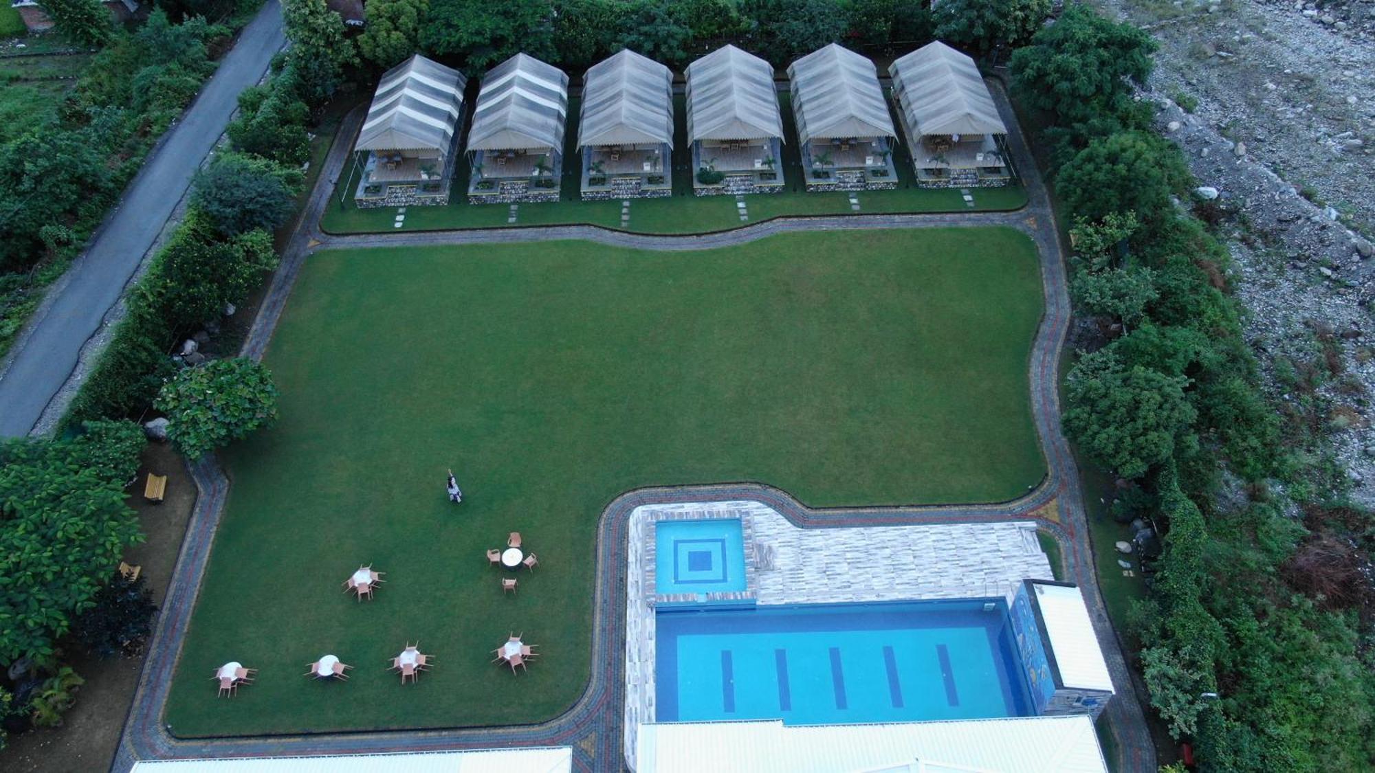 Four Banyans Spirit & Nature Resort Raipur  Luaran gambar