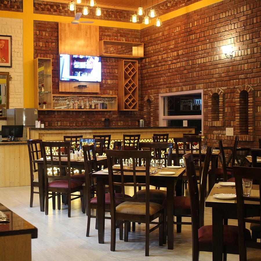 Four Banyans Spirit & Nature Resort Raipur  Luaran gambar