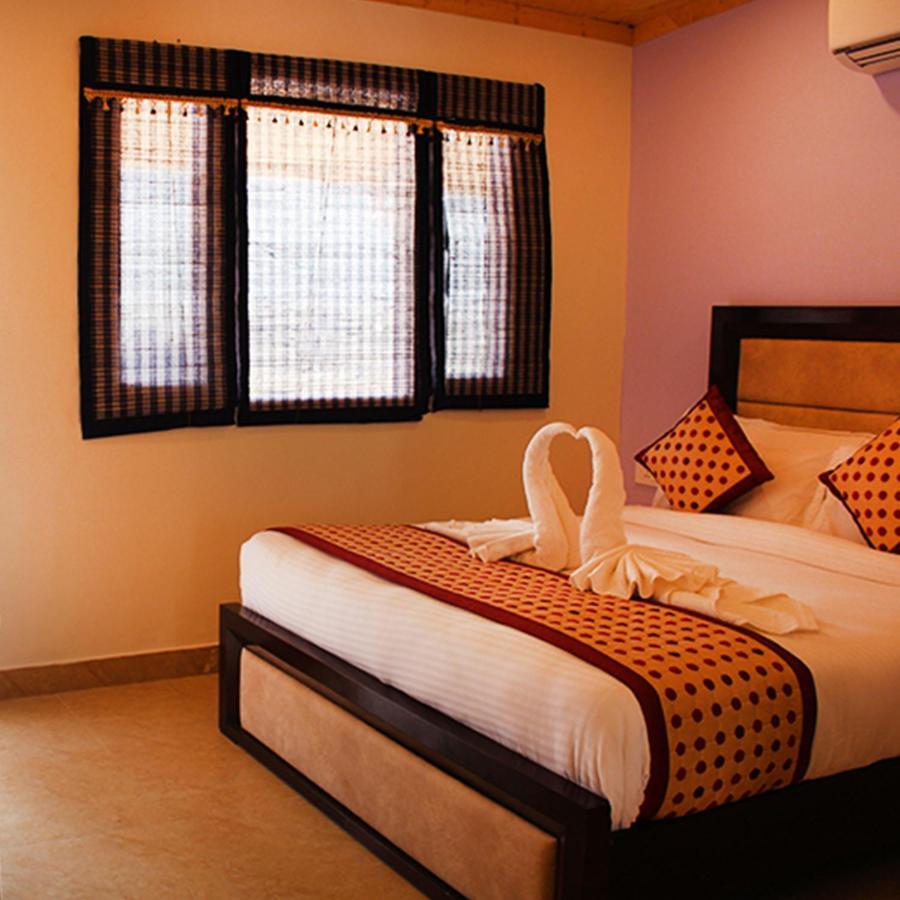 Four Banyans Spirit & Nature Resort Raipur  Luaran gambar
